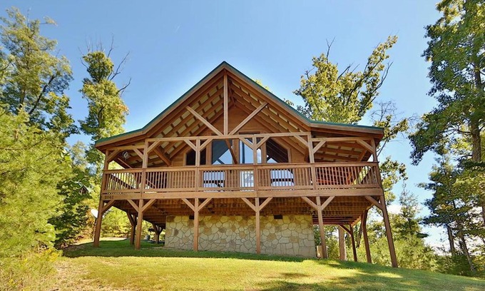 Caton House | Discover Dare To Bear: 4-Star, Pet & Child Friendly Retreat