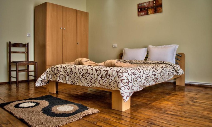 Sapareva Banya House | Oceanfront Dariya Guest House with Hot Tub & Breakfast