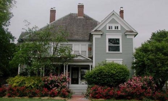 Mexico House | Experience Darlene's Guest Cottage: Spa, Breakfast & More