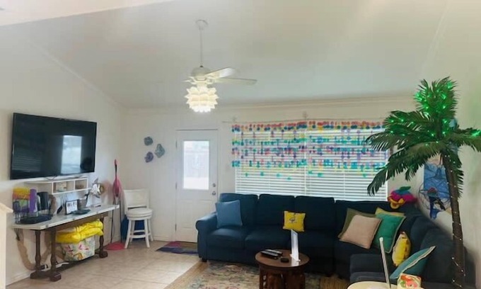 Port Aransas Condo | Explore Island Dunes Condo #1003 - Steps from the Beach!