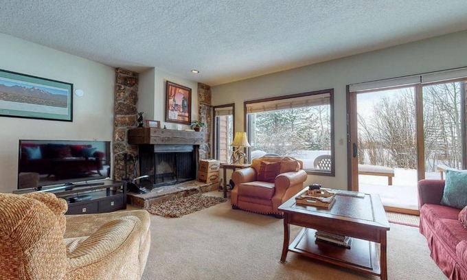 Jackson Hole Apartment | Family-Friendly Stay at Darwin E with Great Amenities