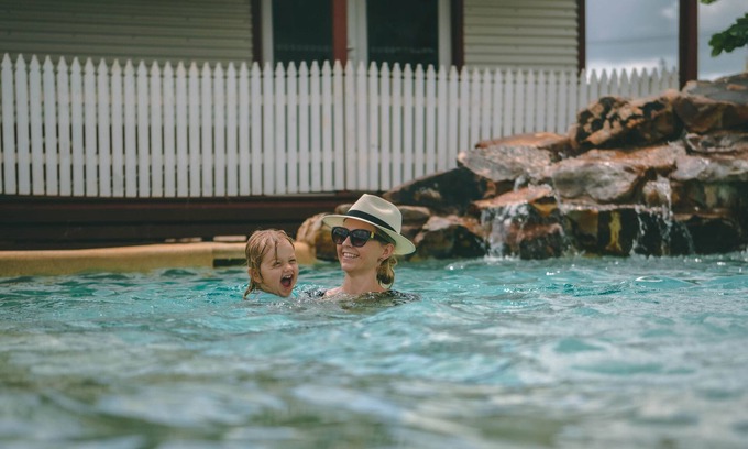 Winnellie Hotel | Comfortable Darwin Resort with Pool and Family Amenities