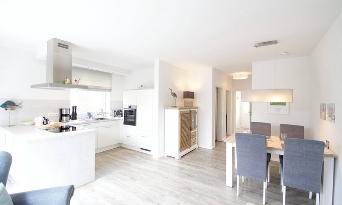 Norden House | Relaxing Retreat with Oceanfront Views in Tranquil Norden