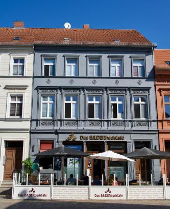 Havelberg Apartment | Family-Friendly Getaway at Bilderbuchcafe Apartment NO 3