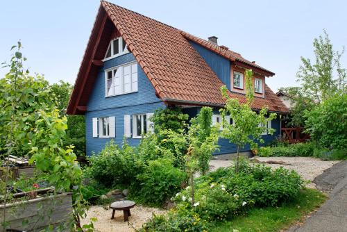 Pfullendorf Apartment | Guest Rated: Das blaue Haus - Family-Friendly Retreat