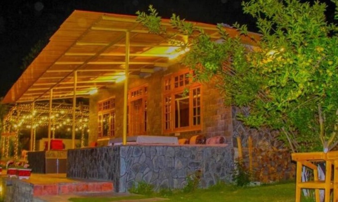 Azad Kashmir Hotel | Family-Friendly Retreat at Das-e-Basi with Breakfast Included