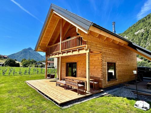Muhldorf House | Discover Das Grünhaus - Your Family-Friendly Chalet Retreat