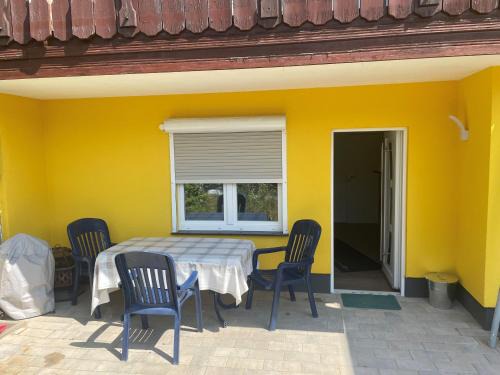 Engelskirchen Apartment | Das Kunterbunte Haus
