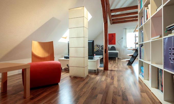 Lemgo Apartment | Relax at Das Nest am Park: Pet-Friendly Oceanfront Retreat