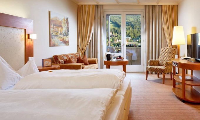 Bad Kleinkirchheim House | Relax at DAS Ronacher Therme & Spa Resort - Double Room Stay