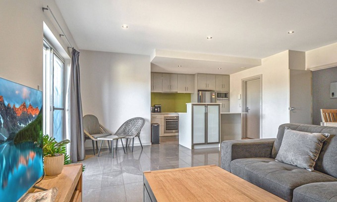 Port Hedland House | Dashing Delight Stylish 1x1
