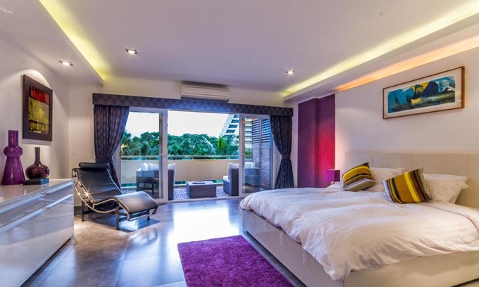 North Pattaya Apartment | Beachfront Dasiri Apartment with Pool & Hot Tub Amenities