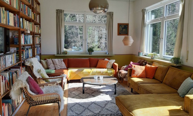 Landkreis Goslar House | Guest Rated 9.8: Relax at Dasokerhaus with Ocean Views
