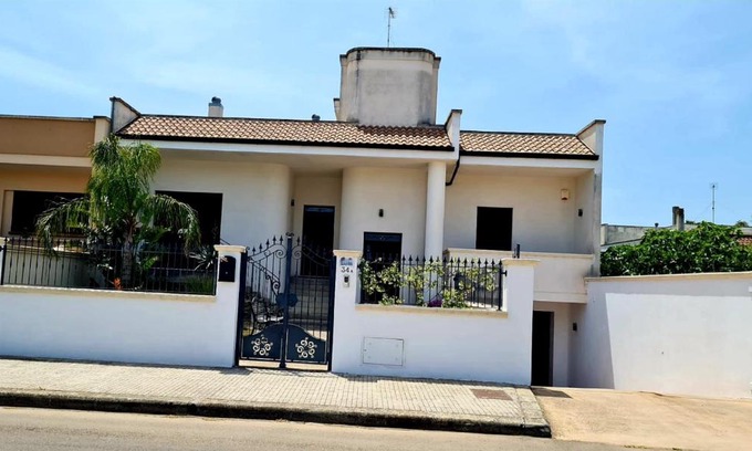 Cursi House | Pet-Friendly Getaway at Dasylirion Vacanze - Rated 8.5/10