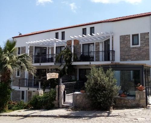 Datca City Center Apartment | Family-Friendly Stay at Datça Zeytinevleri Apart