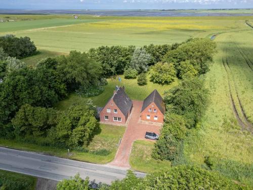 Tumlauer Koog House | Dat-Luette-Huus: Family-Friendly Retreat with Kitchen Access