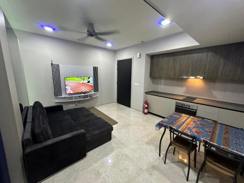 Taman Keramat Apartment | Top-Rated Datum Jelatek Sky Resident with Pool & Family Fun