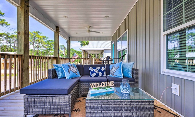 Dauphin Island Condo | Perfect Dauphin Island Retreat: Steps from the Beach!