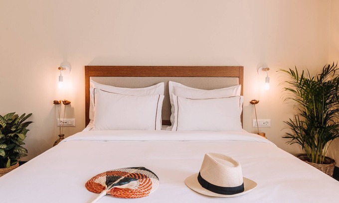 Loutraki Hotel | Beachfront Retreat: Dave by the Beach Loutraki Awaits