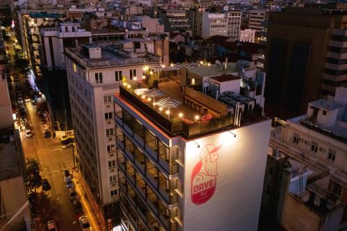 Omonia Hotel | Discover Dave Red Athens: Pet-Friendly with Hot Tub Bliss