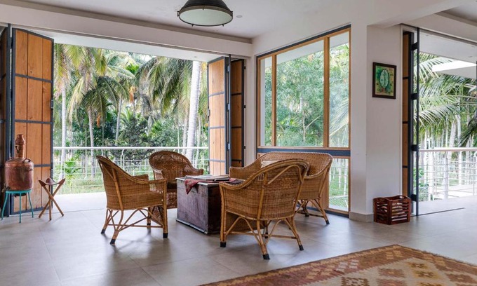 Shrirangapattana Villa | Enjoy Breakfast at StayVista's Pet Friendly Davey's Townhouse