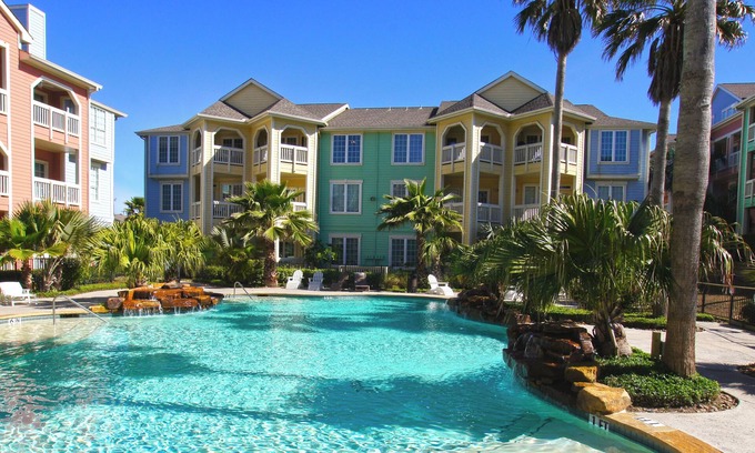 Galveston Condo | Experience Dawn 512: Oceanfront Pool & Spa Retreat