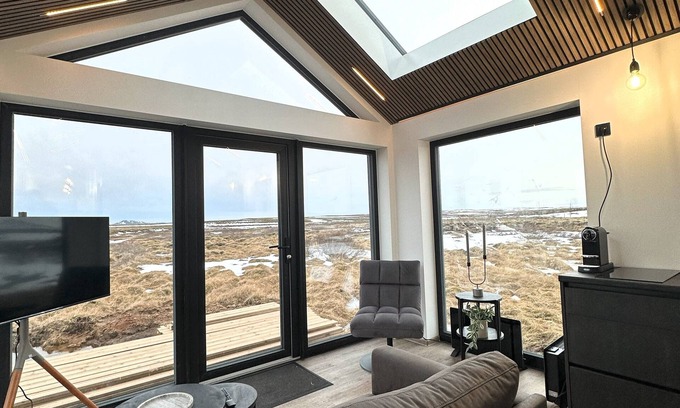 Selfoss Cabin | Day Dream Aurora Lodges