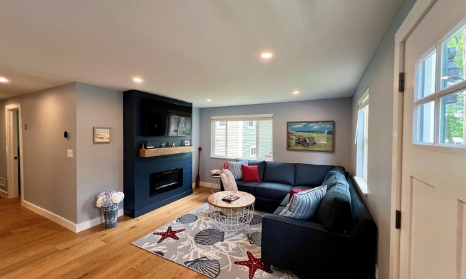 York Beach House | Day Dream Believer - York