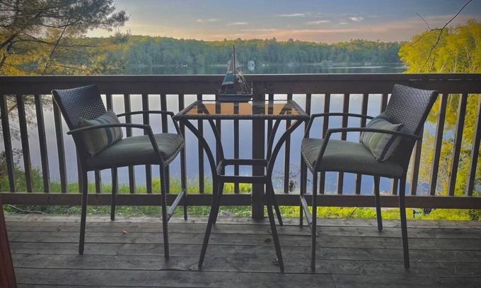 Muskoka Lakes Cottage | Day Dreamer! (#5 Muskoka Lake Cottages)