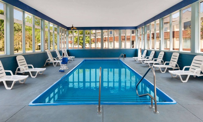 Albion Hotel | Discover Days Inn by Wyndham Albion with Family-Friendly Amenities