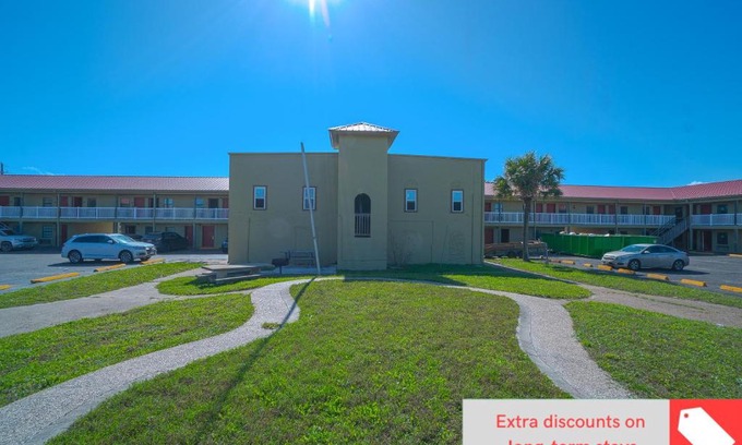 Aransas Pass Hotel | Budget-Friendly OYO Hotel Aransas Pass with Pet Amenities