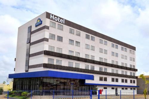 Parque Sao Paulo Hotel | Pet-Friendly Days Inn By Wyndham Cascavel with Breakfast