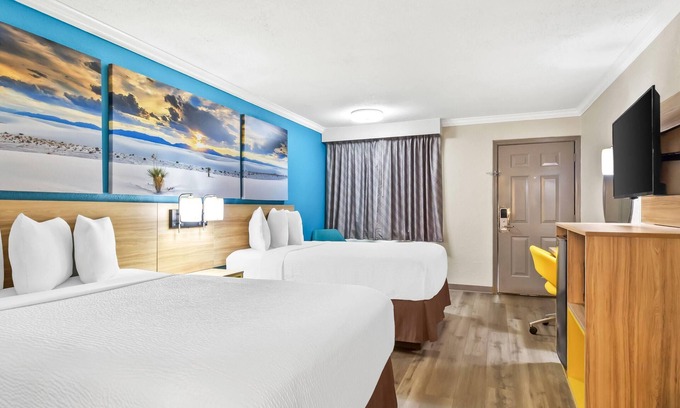 North Shore Hotel | Comfortable Stay at Days Inn by Wyndham Houston East