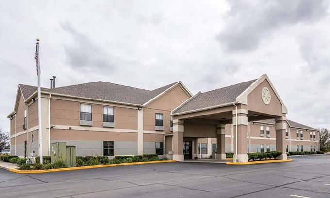 Kentland Hotel | Comfortable Days Inn by Wyndham Kentland with Great Amenities
