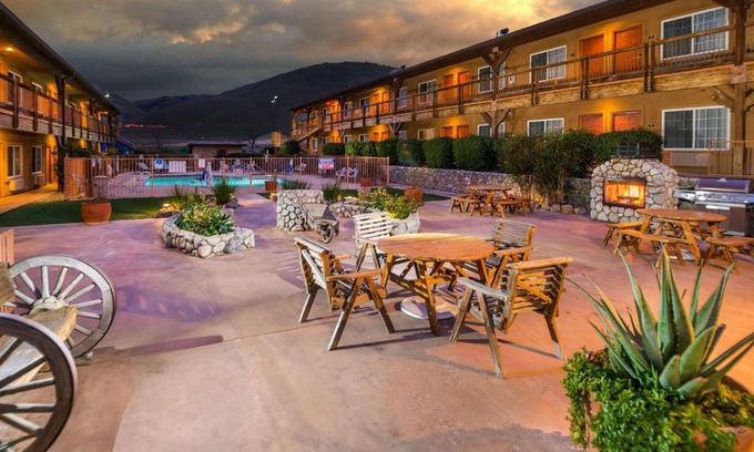 Lebec Hotel | Pet-Friendly Days Inn by Wyndham Lebec with Ocean Views