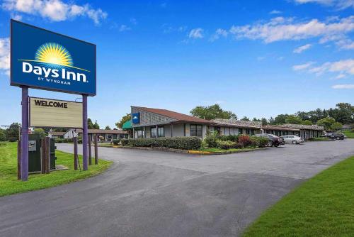 Liverpool Hotel | Comfortable Stay at Days Inn by Wyndham Liverpool-Syracuse