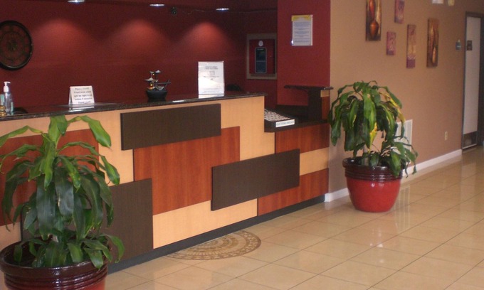 New Market Hotel | Budget-Friendly Stay at Days Inn New Market Battlefield