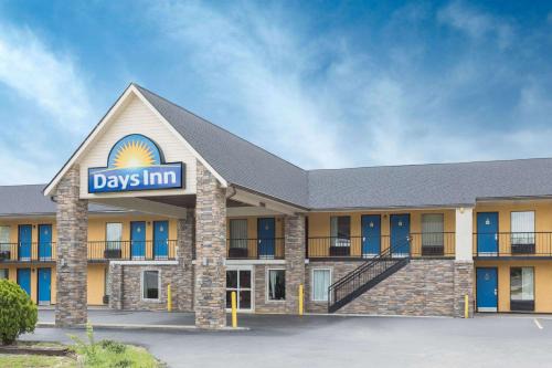 Newberry Hotel | Pet-Friendly Days Inn by Wyndham in Newberry, SC