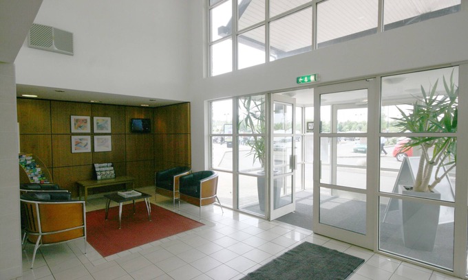 Peterborough Hotel | Eco-Friendly Retreat at Days Inn by Wyndham Peterborough
