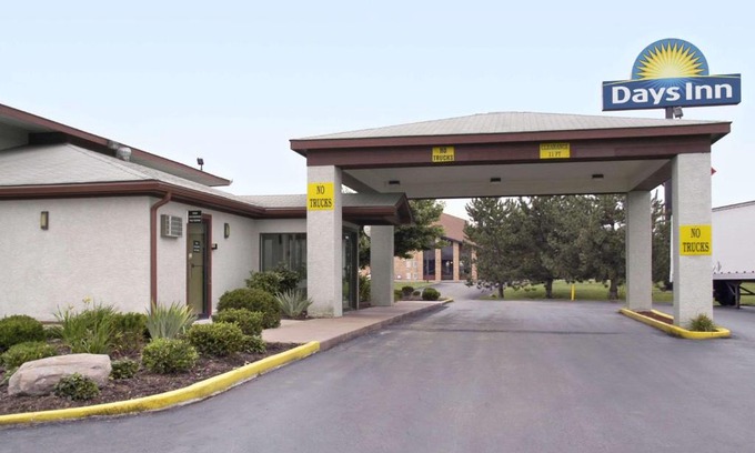 Plainfield Hotel | Comfortable Stay at Days Inn by Wyndham Plainfield