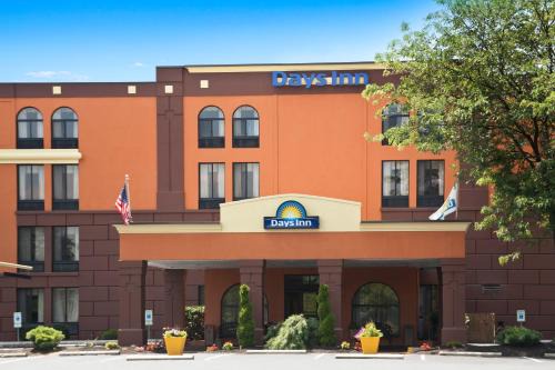 Wyomissing Hotel | Comfortable Days Inn by Wyndham Reading Wyomissing Stay