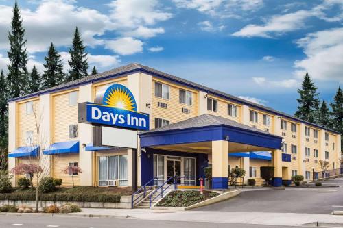 Hillwood Hotel | Convenient Stay at Days Inn by Wyndham Seattle Aurora