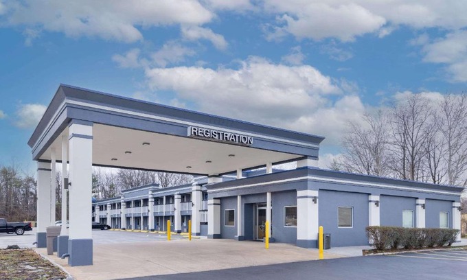 Fredericksburg Hotel | Comfortable Stay at Days Inn by Wyndham Fredericksburg North