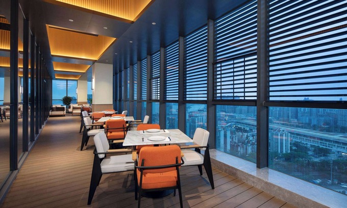 Zhuhai Gongbei Hotel | Unmatched Comfort at Days Inn By Wyndham Zhuhai Gongbei Port