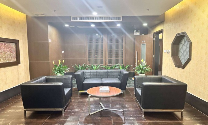 Baiyun Hotel | Comfortable Days Inn Guangzhou: Family-Friendly & Accessible