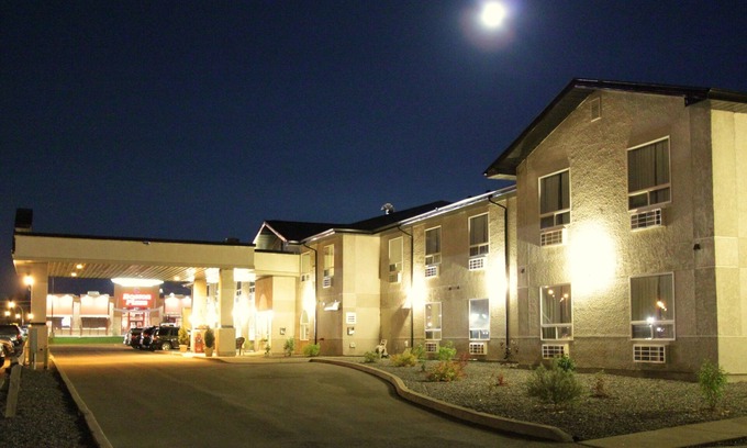 Thompson Hotel | Top-Rated Days Inn & Suites in Thompson with Great Amenities