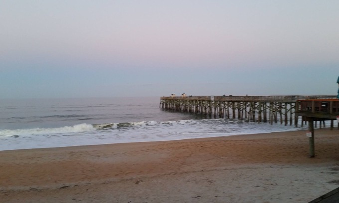 Daytona Beach Condo | Oceanfront Daytona Beach Condo with Pool & Breakfast Included