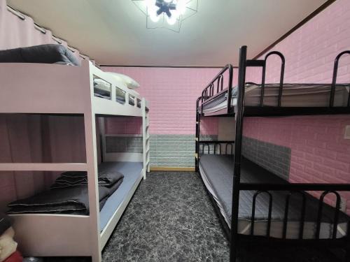 Daejo-dong Apartment | DB House: 4-Star Retreat with Hot Tub & Family-Focused Amenities