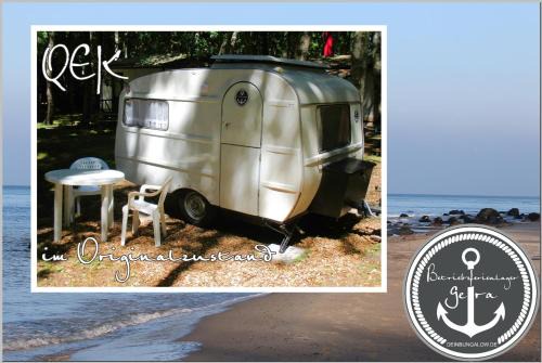 Kreptitz Other | Beachfront DDR Wohnwagen QEK with Ocean View and Kitchen