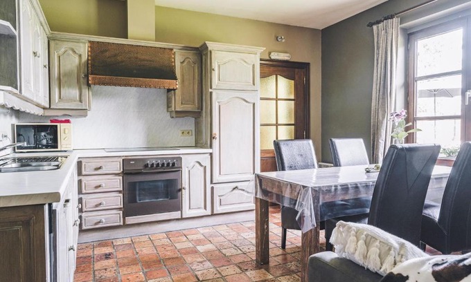 Maldegem Apartment | Family-Friendly Retreat at De Burkelhoeve App.B - 10/10 Rated